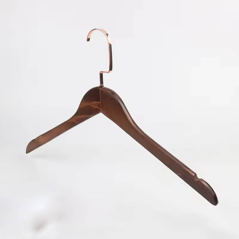 Clothes hanger