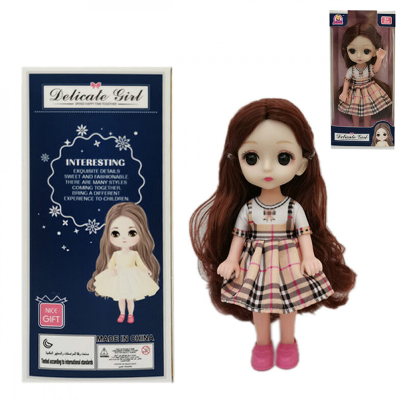 Small Delicate girl 16cm doll with box, model