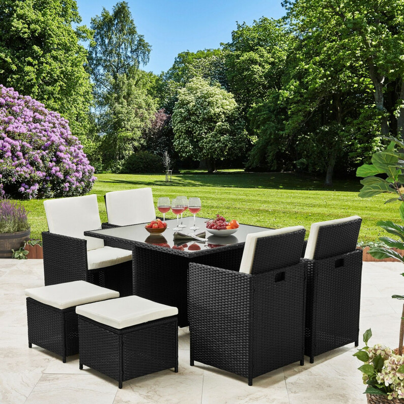 Garden furniture set of 9 pieces, 4 backs, 4 ottomans, 1 table