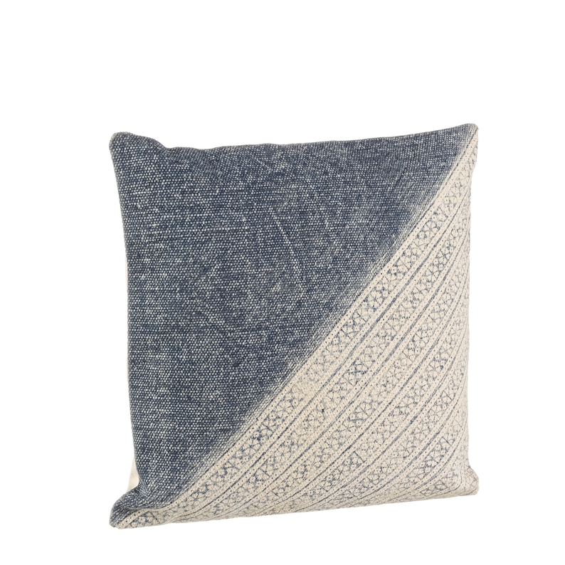 Decorative pillow "Larissa blue"