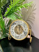 Настольные часы Crystalline Round Настольные часы Crystalline Round